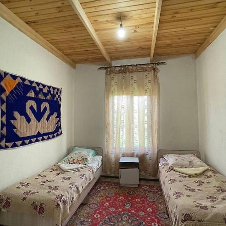 Guest House Guljan Bokonbayevo エクステリア 写真
