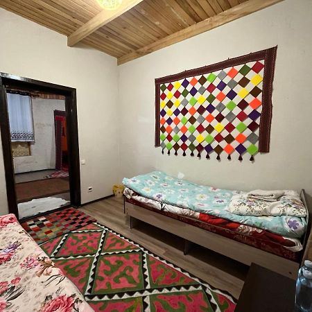 Guest House Guljan Bokonbayevo エクステリア 写真