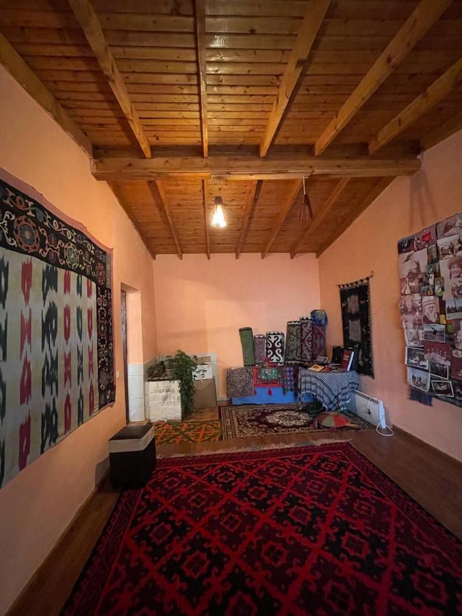 Guest House Guljan Bokonbayevo エクステリア 写真