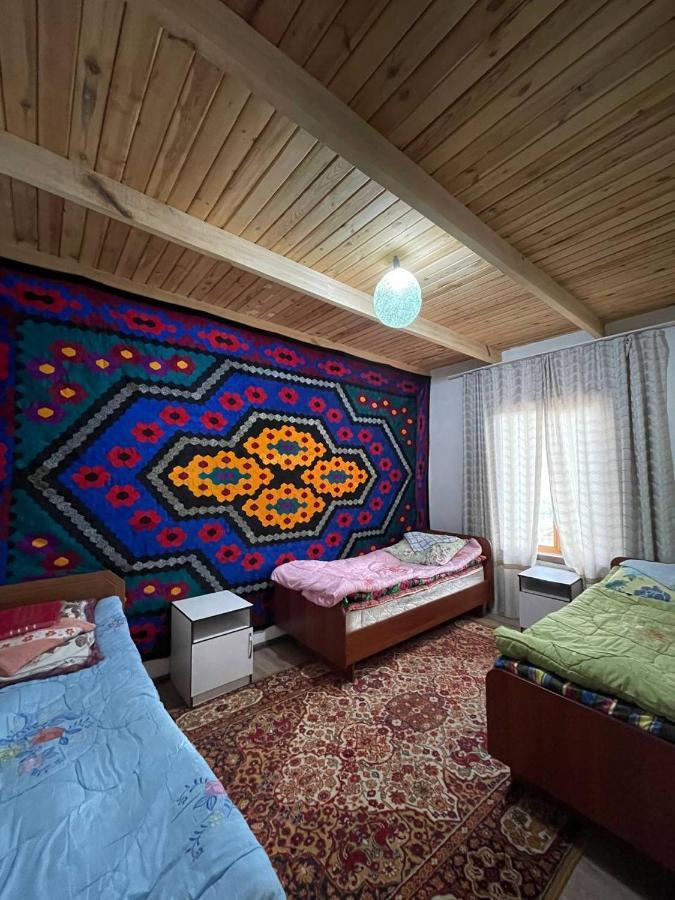 Guest House Guljan Bokonbayevo エクステリア 写真