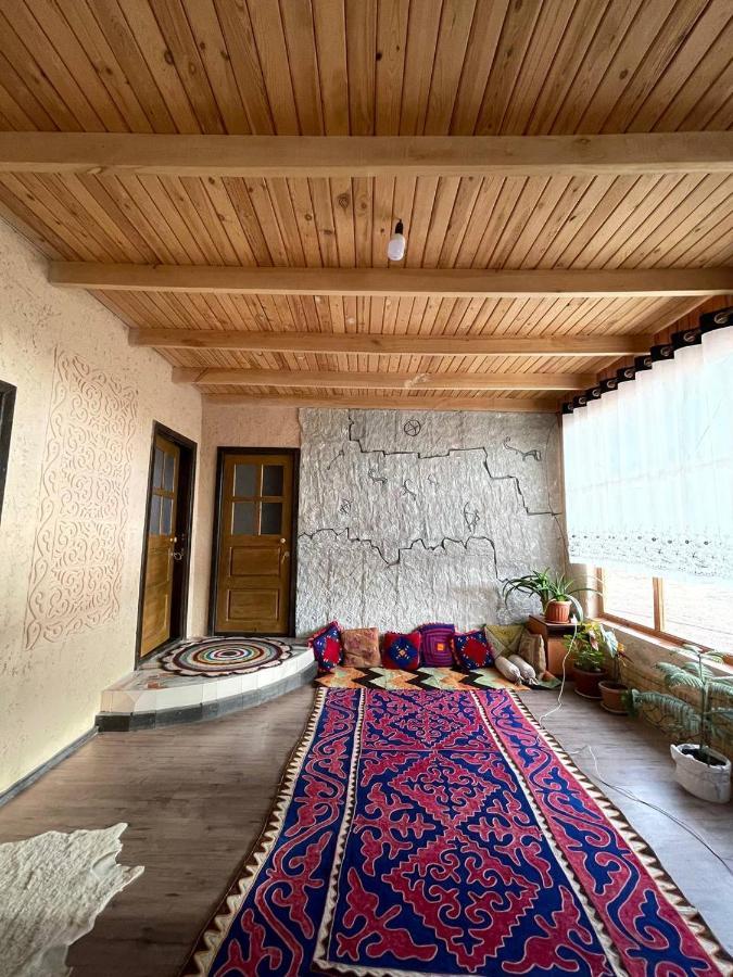 Guest House Guljan Bokonbayevo エクステリア 写真