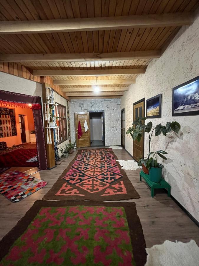 Guest House Guljan Bokonbayevo エクステリア 写真