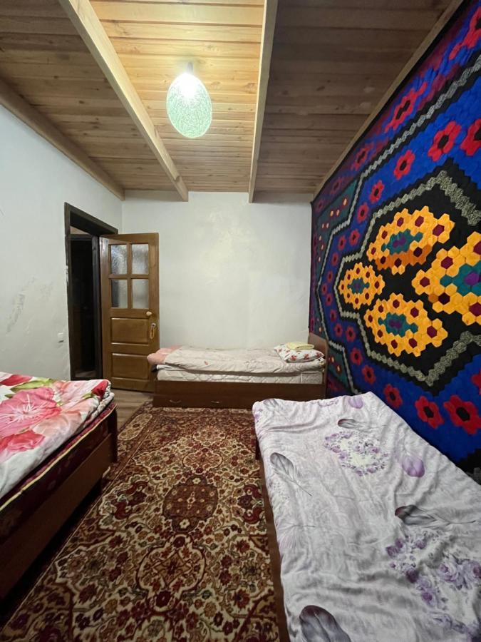 Guest House Guljan Bokonbayevo エクステリア 写真